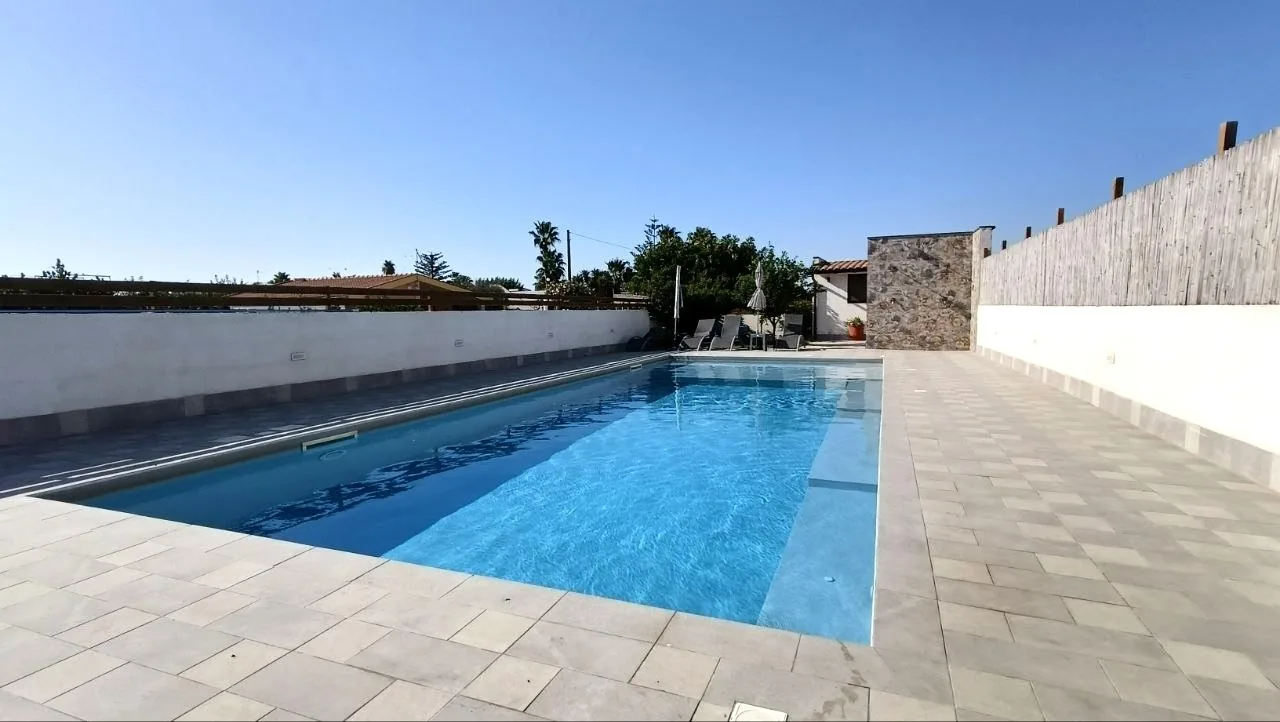 Piscina privata di Cirica Relax